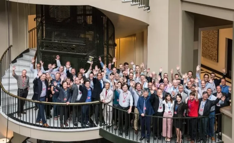 alliott-group-worldwide-conference-group-675px